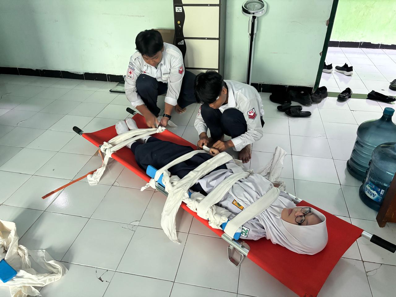 Tim PMR MTsN 9 Bantul Intensifkan Latihan Jelang Lomba PMR Tingkat Madya